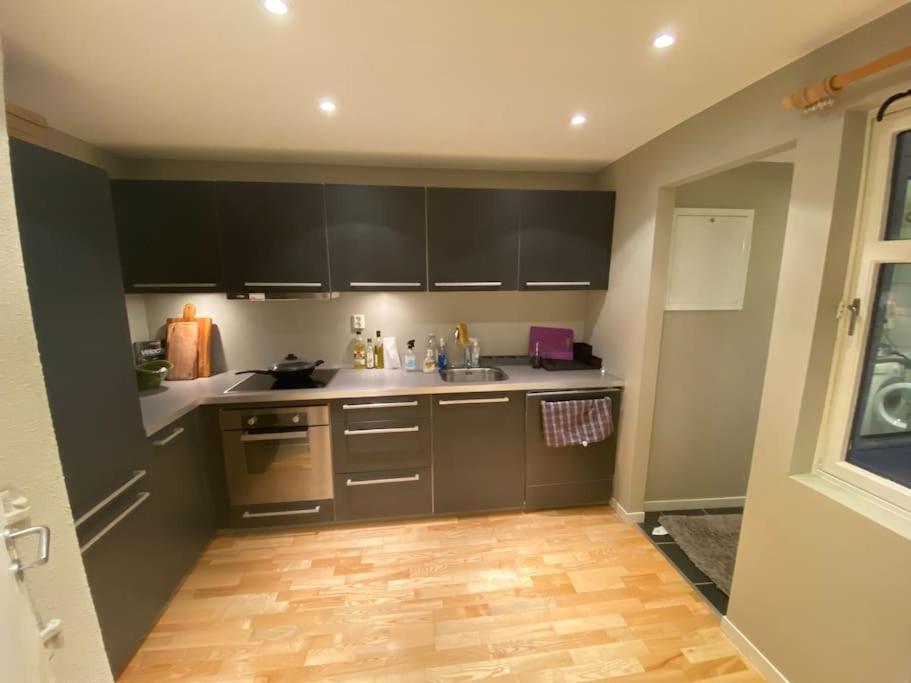 Koslig Leilighet I Bergens Smoroye Apartment ภายนอก รูปภาพ